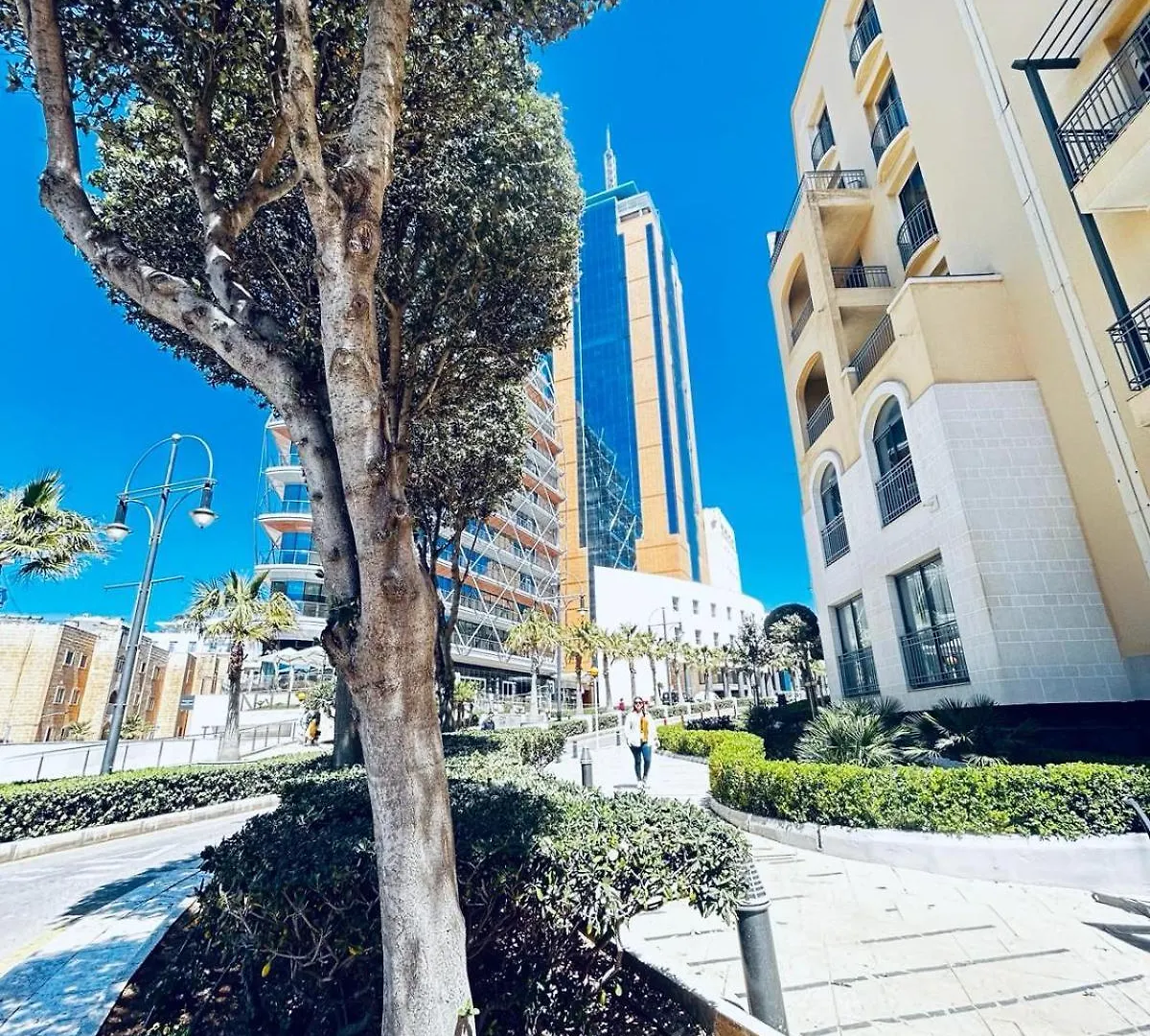 Saint Julian's St Julians 3Br 3Bath Duplex 아파트